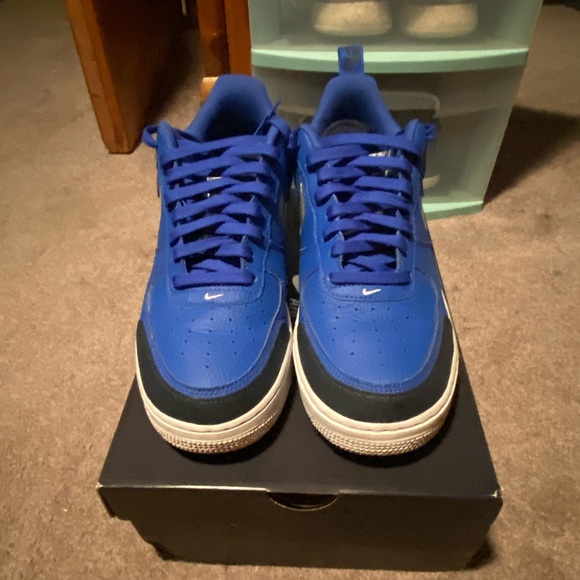 Jordan’s, kyries, Kobe’s, Air Force 1s - Picture 9 of 13